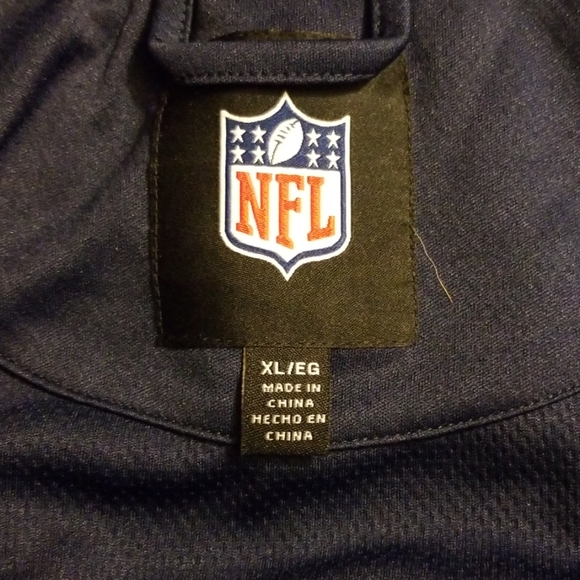 NWOT Mens New England Patriots Light Jacket - Picture 3 of 3